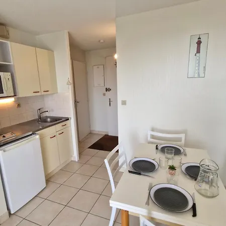 - Vue - Proximite Et Parking Privatif * رويا