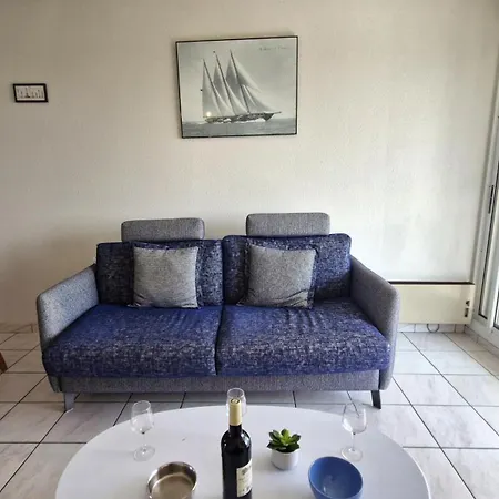 - Vue - Proximité Et Parking Privatif Royan