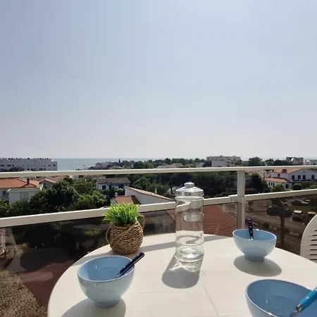 Apartamento - Vue - Proximité Et Parking Privatif