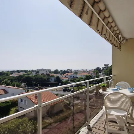 Appartement - Vue - Proximité Et Parking Privatif Royan
